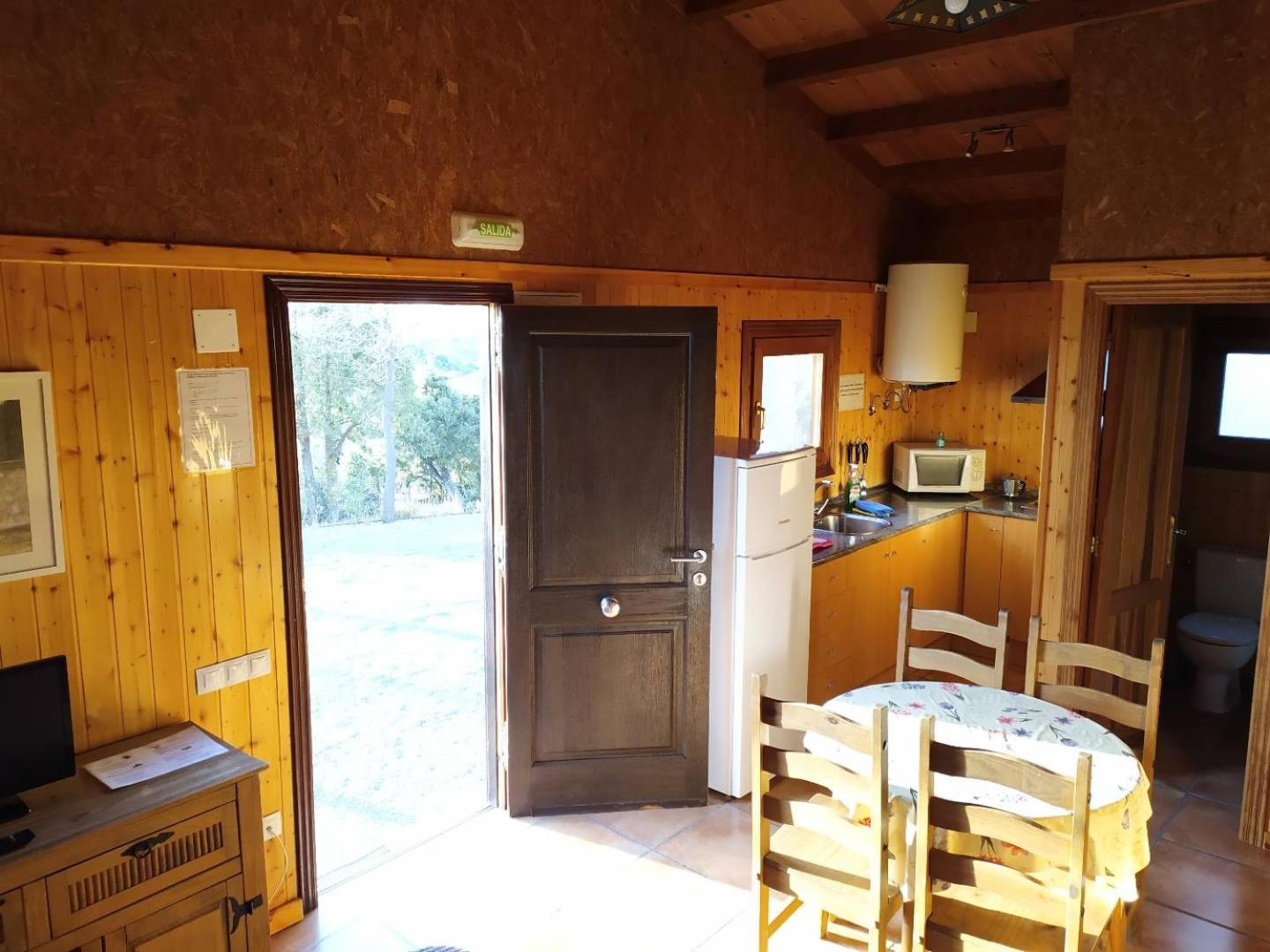Camping Casa Fausto Cerca De Dinopolis Formiche Alto Exterior photo